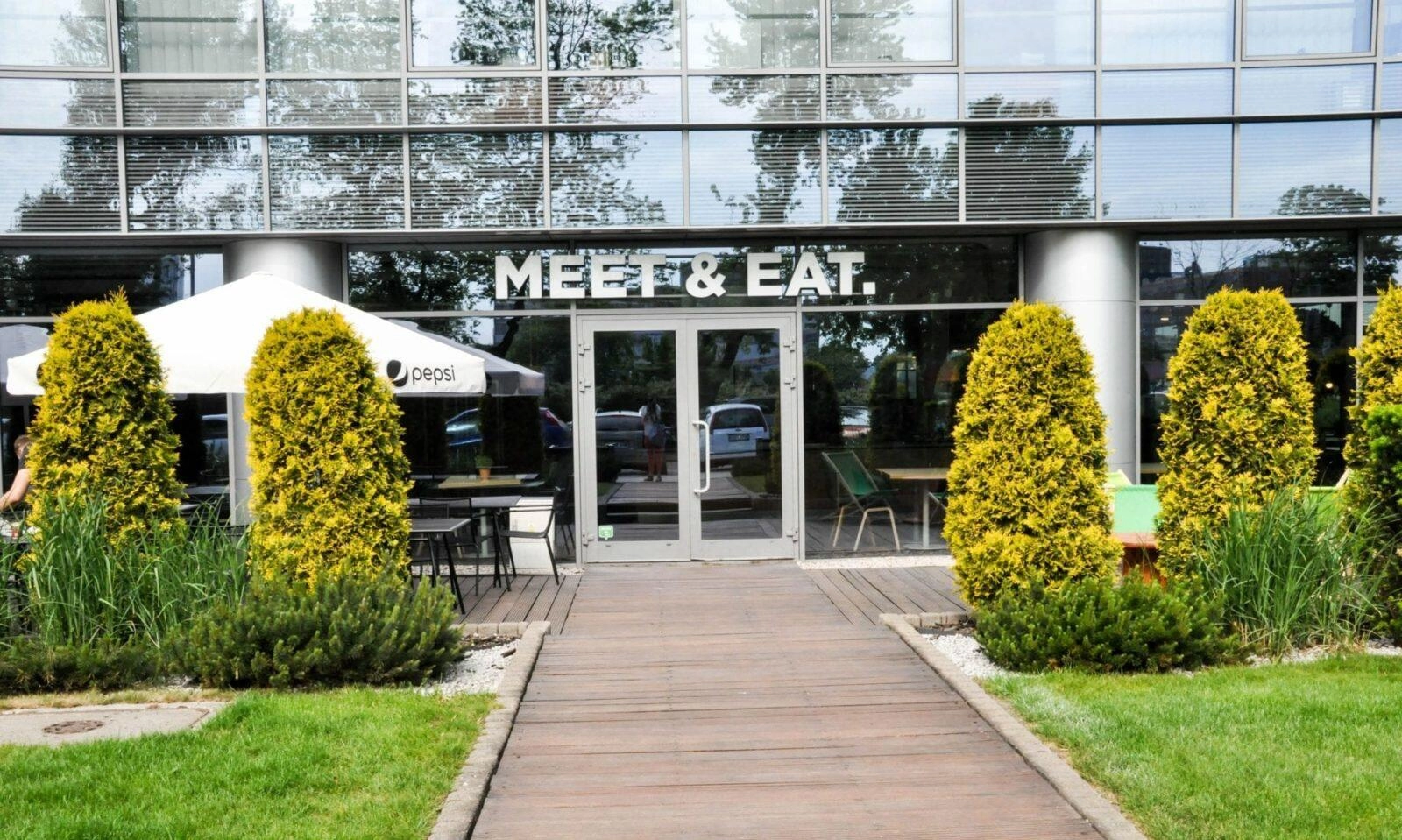 MBP_ MeetandEat (1)