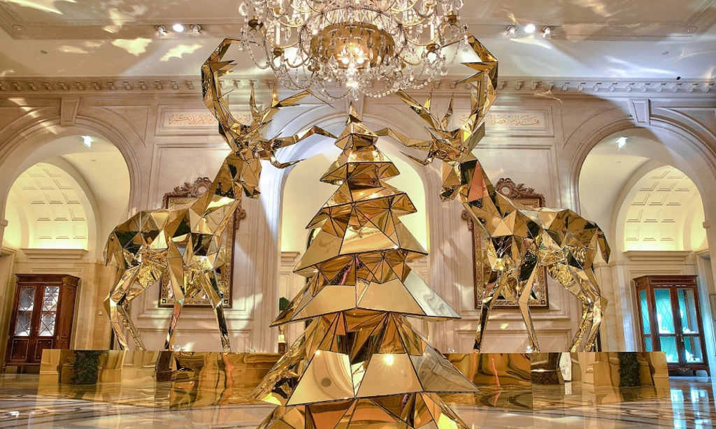 Four Seasons Hotel George V choinka