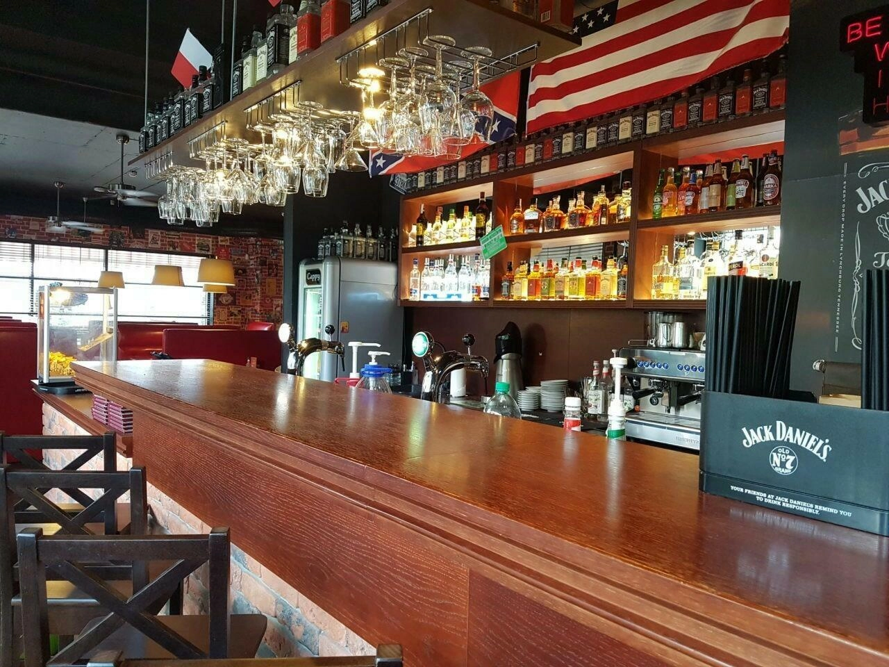 2019.10.07 Sieć restauracji 7 Street z czwartym lokalem w Warszawie (3)